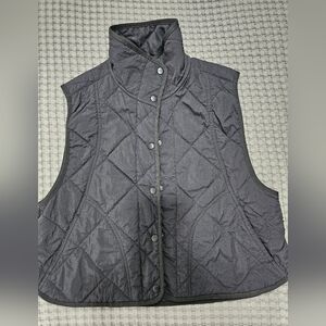 Packable Quilted Vest Women’s Black Lightweight Snap Front Puffer Vest